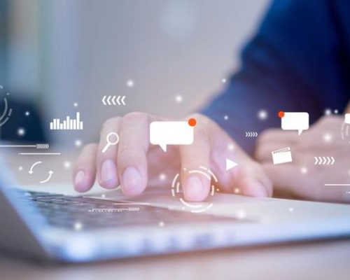 humanizar texto ai en español - caso de uso 2 - comunicación empresarial